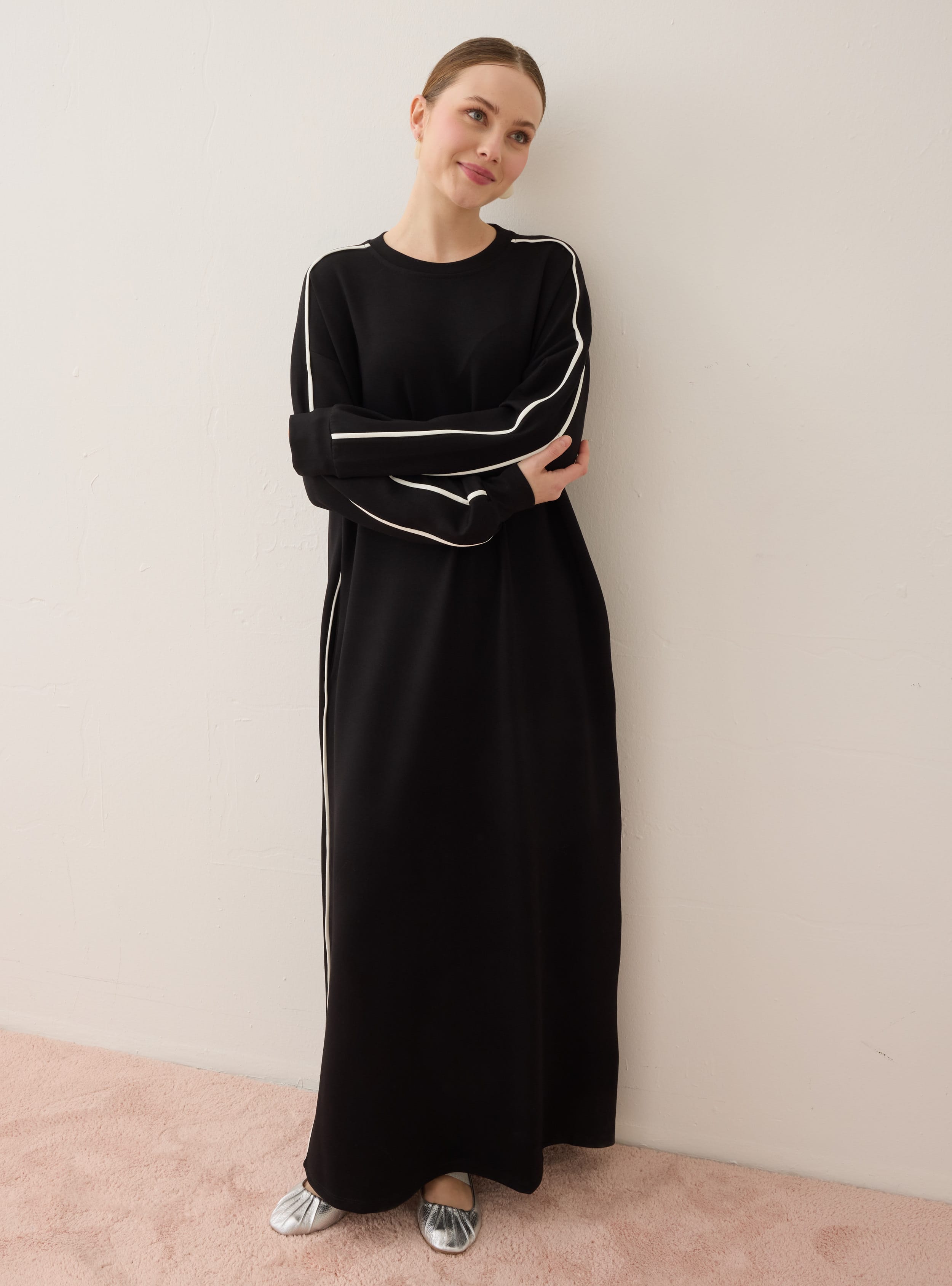 Black - Modest Dress